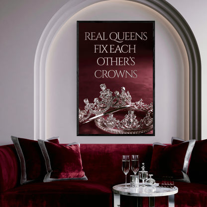 Real Queens Fix Each Other's Crowns - Glam & Gloss